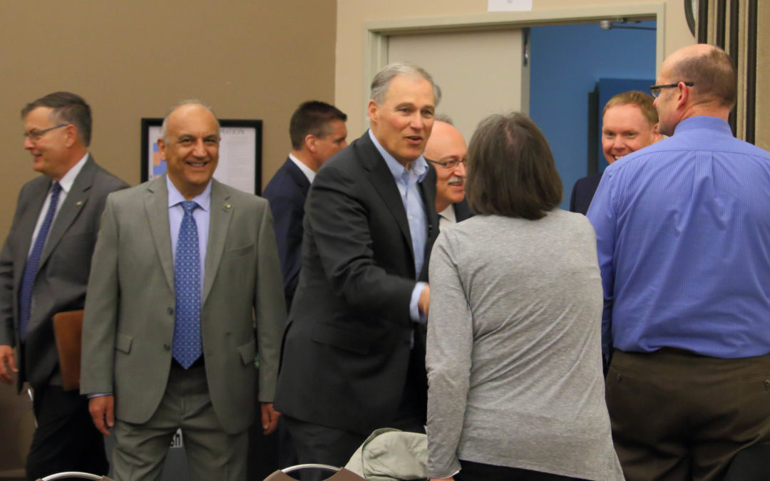 Governor Inslee visits ESD 112 to learn more about successful STEM Network